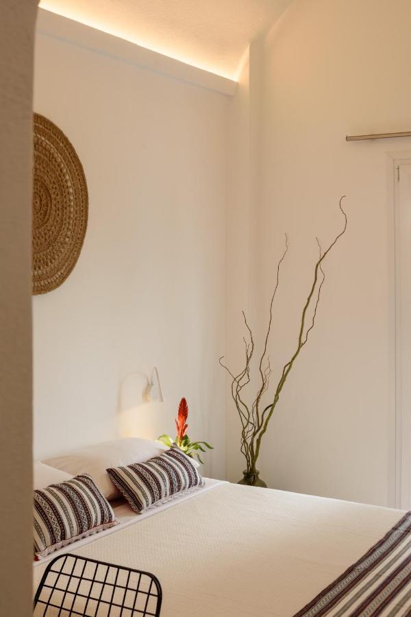 Cal Day Rooms Santorini Perissa  Bagian luar foto