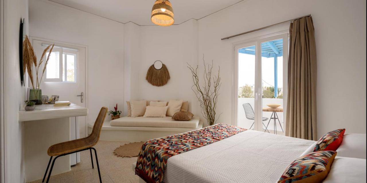 Cal Day Rooms Santorini Perissa  Bagian luar foto