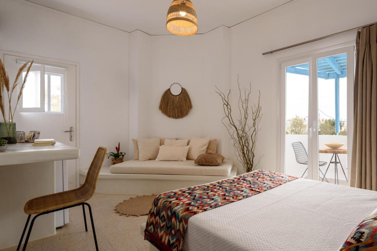 Cal Day Rooms Santorini Perissa  Bagian luar foto
